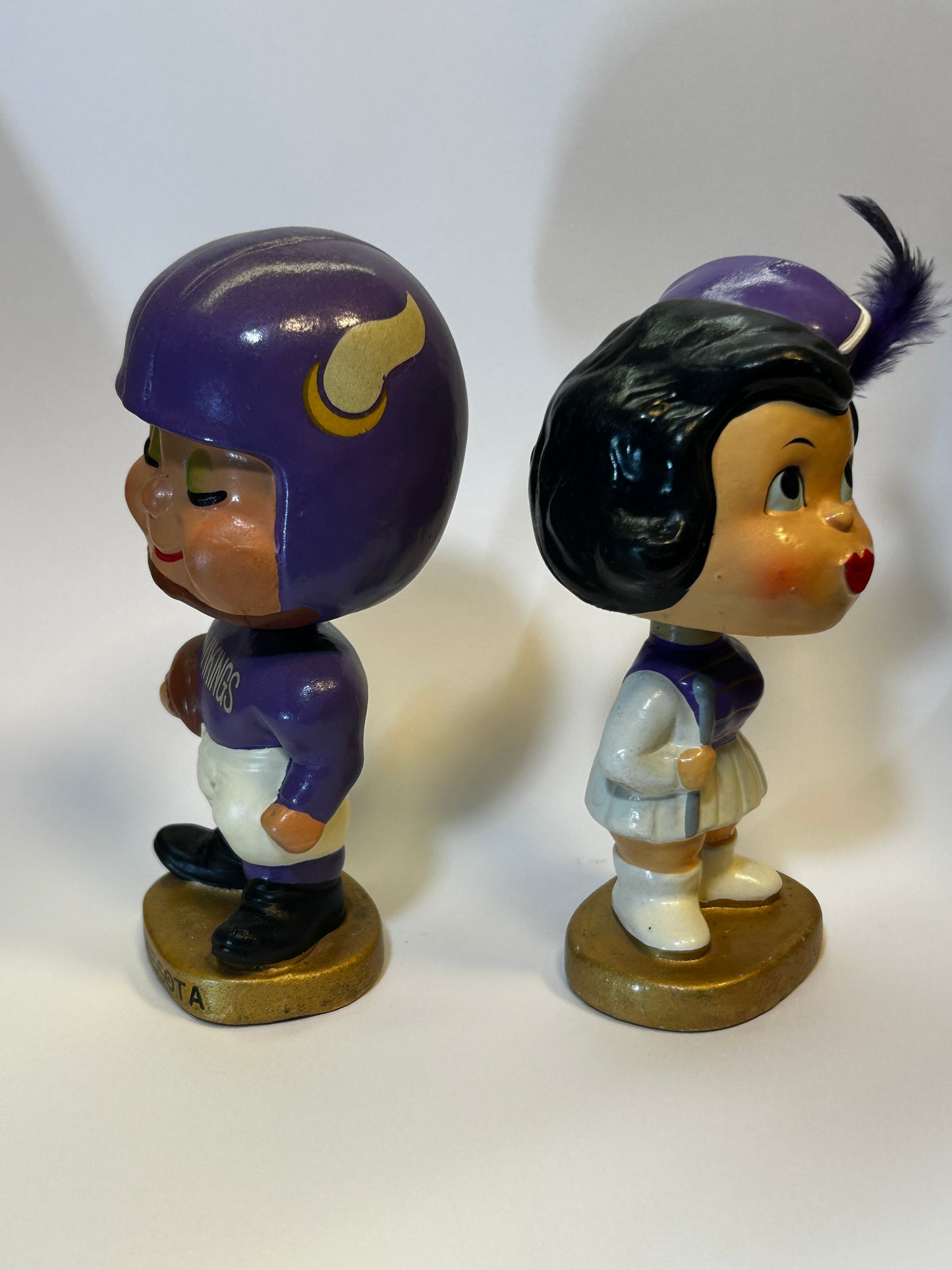 Minnesota Vikings Kissing Pair Bobblehead