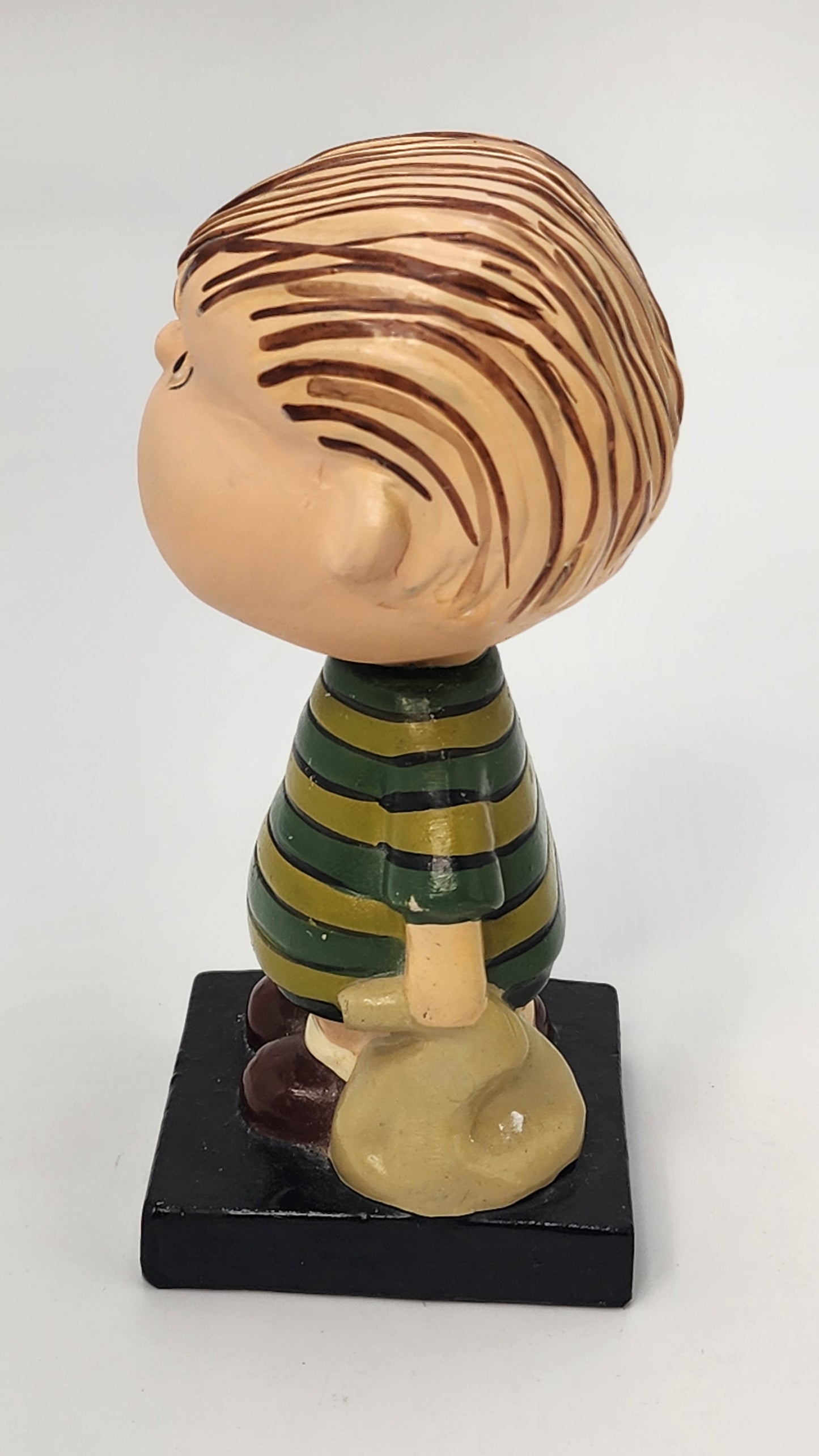 Linus Peanuts Nodder