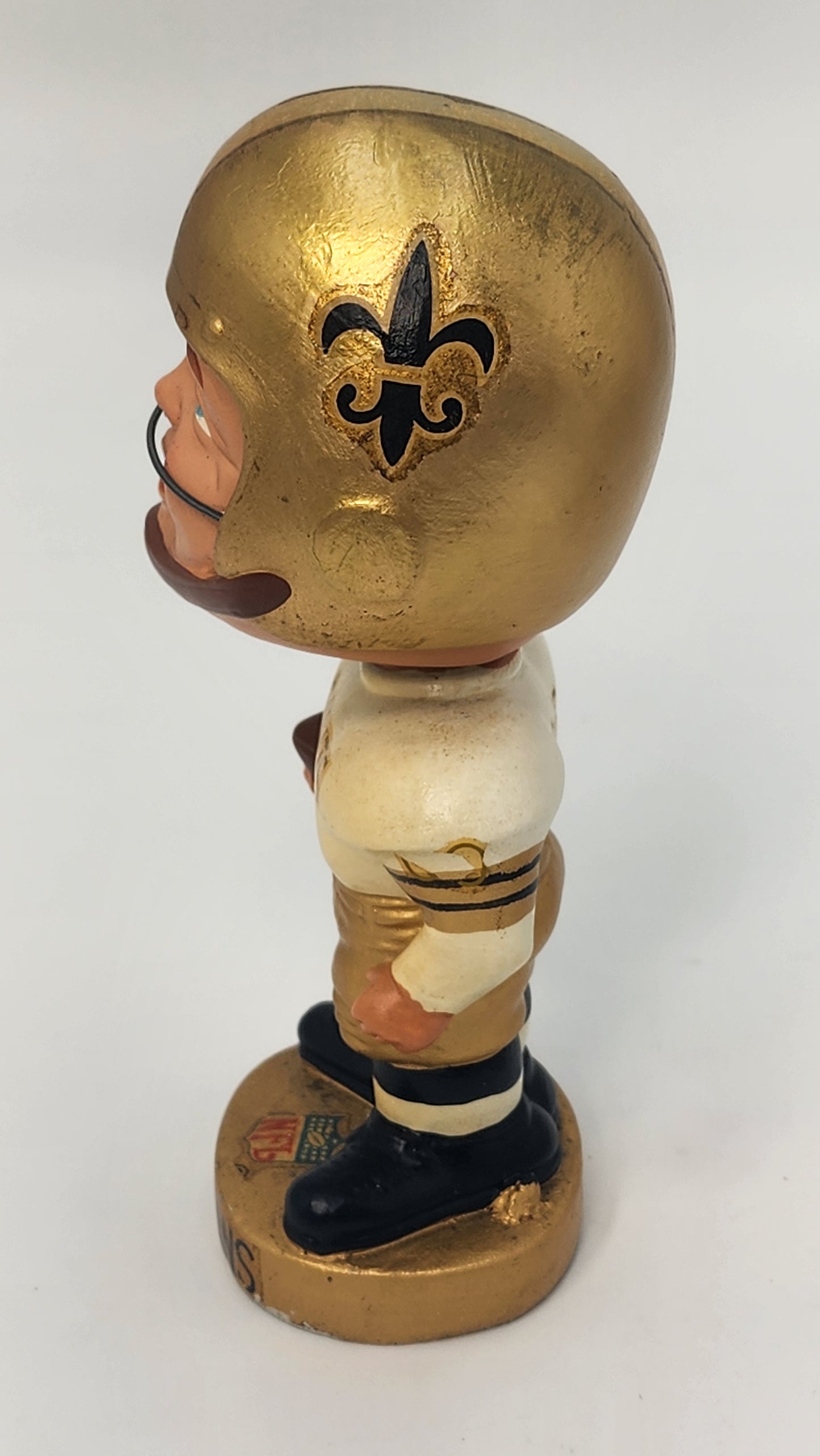 New Orleans Saints 1965 Real Face Bobblehead — 1960s Gold Base Nodder