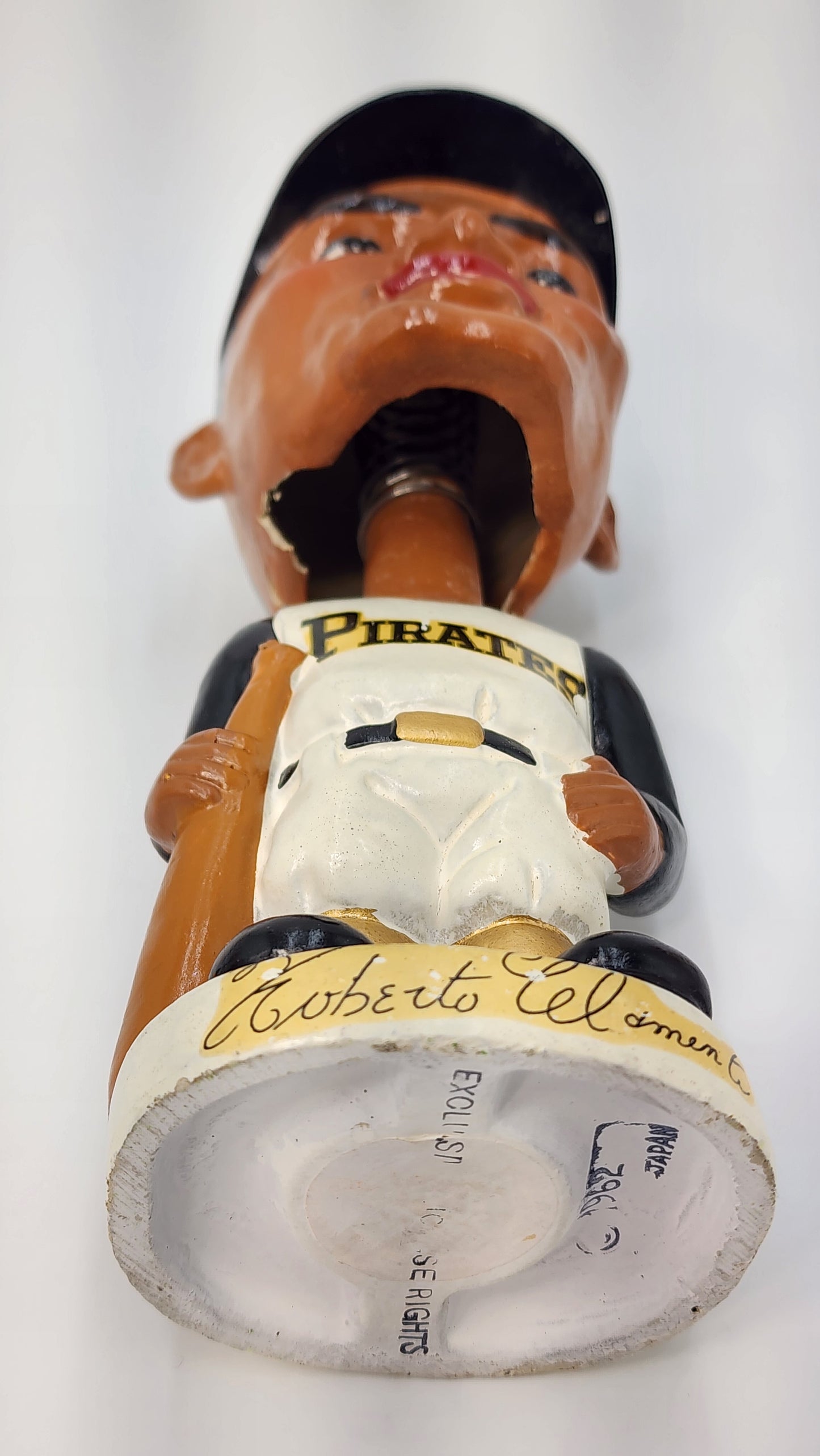 Roberto Clemente White Base Bobblehead