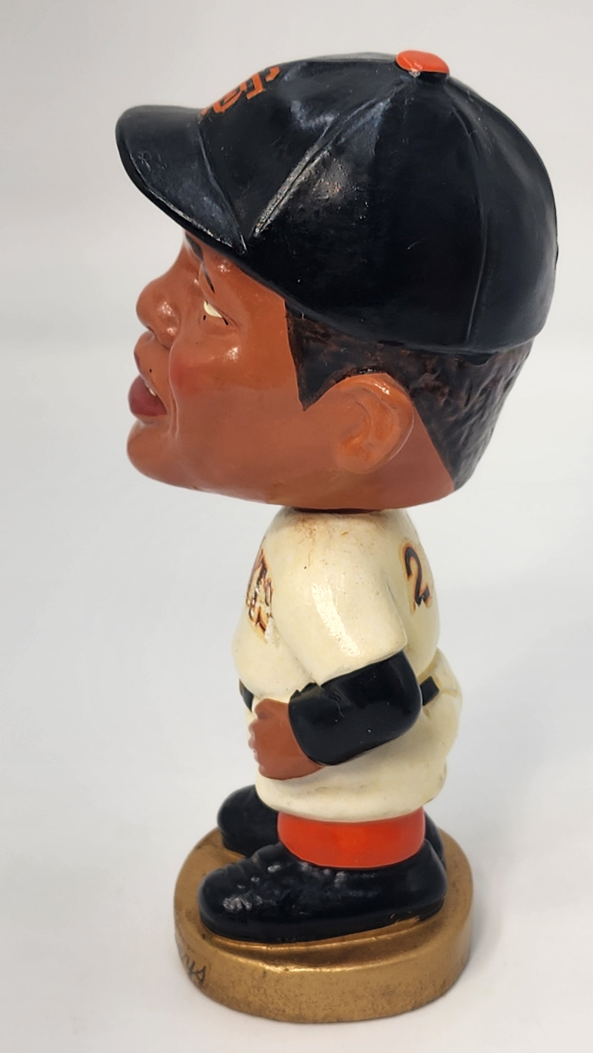 Willie Mays Giants bobblehead rear view showing #24 on jersey