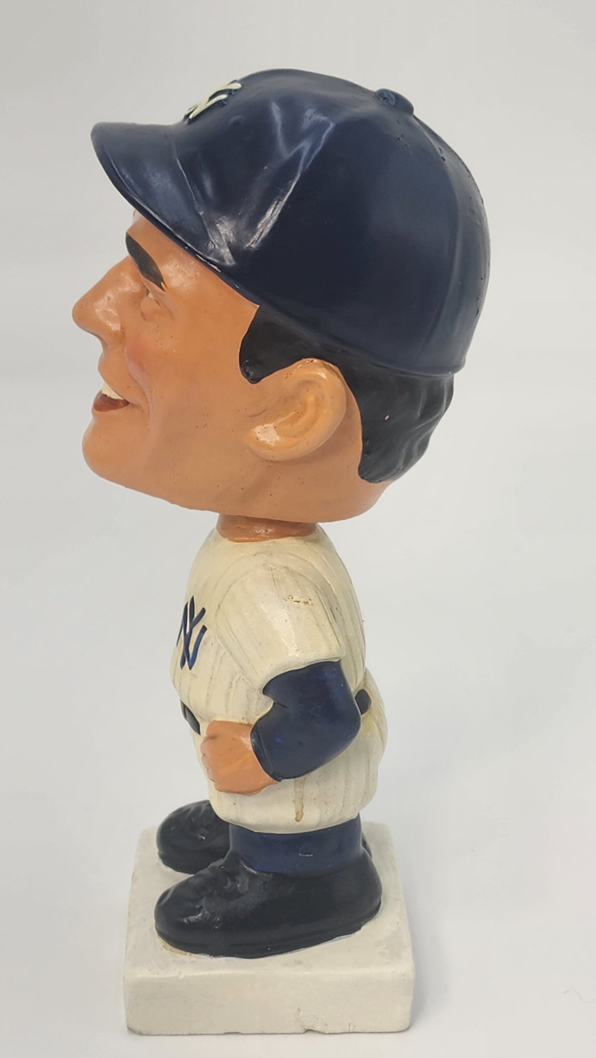 Side view of Roger Maris bobblehead