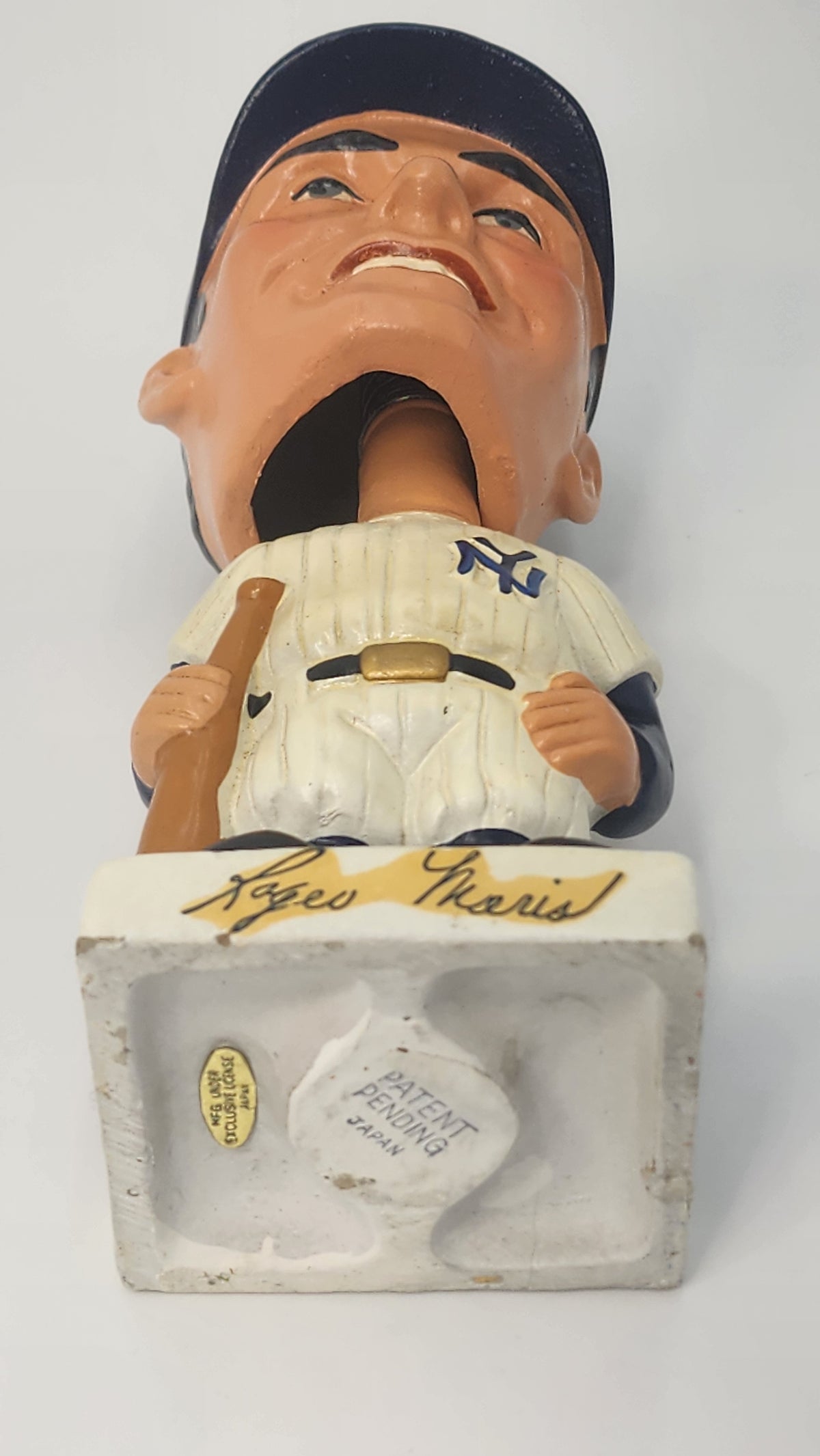 Underside of Roger Maris white base bobblehead
