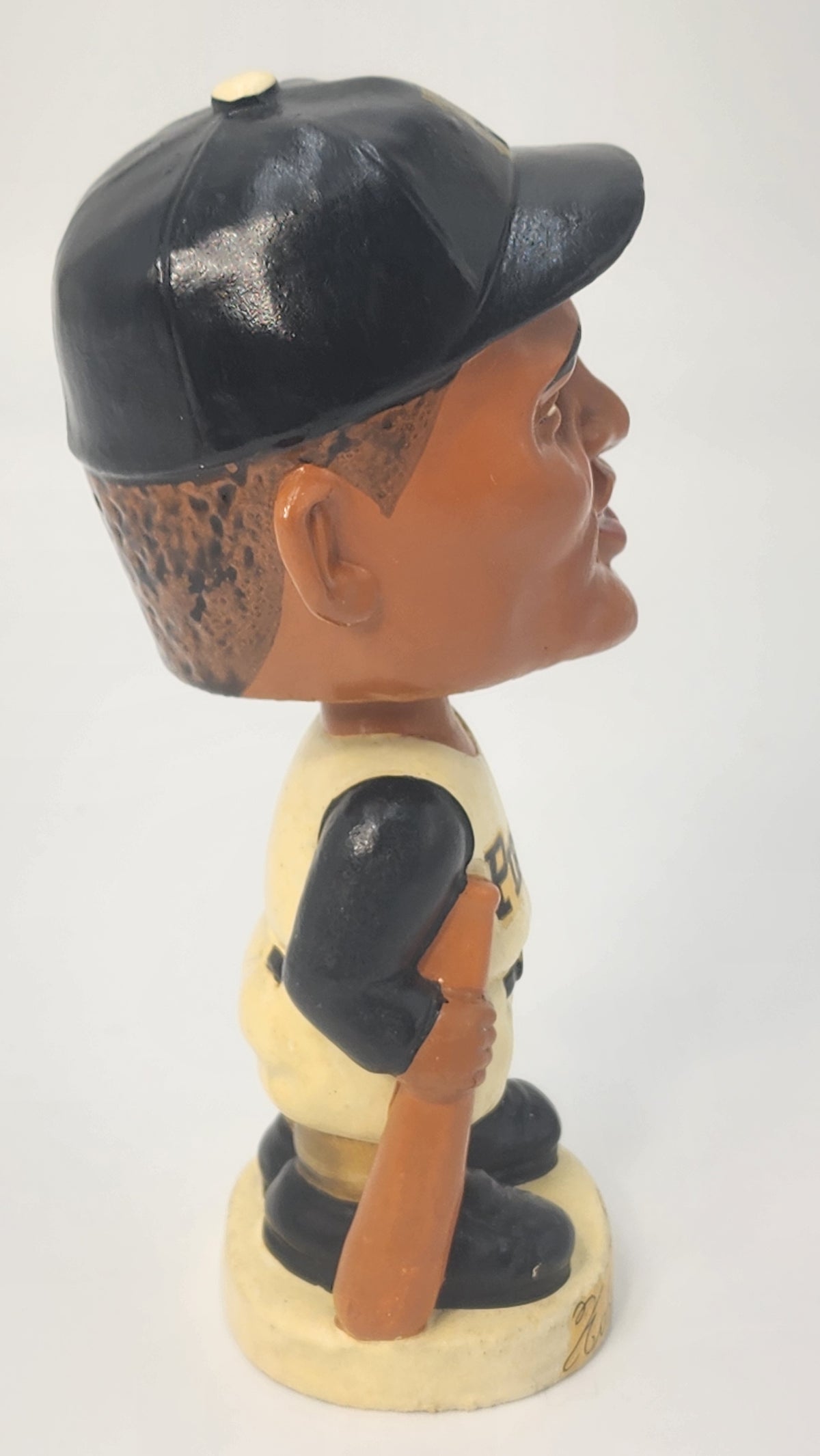 Back view of Roberto Clemente Pirates bobblehead
